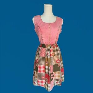 1970s VINTAGE 〰️ Floral Patchwork Dress